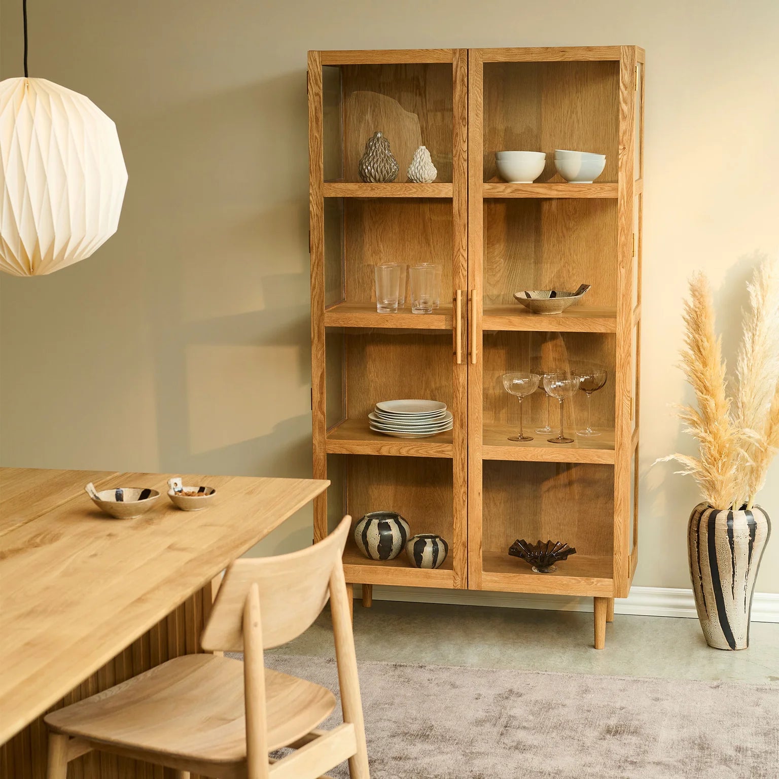 Akeru II Vitrinenschrank H180xB90